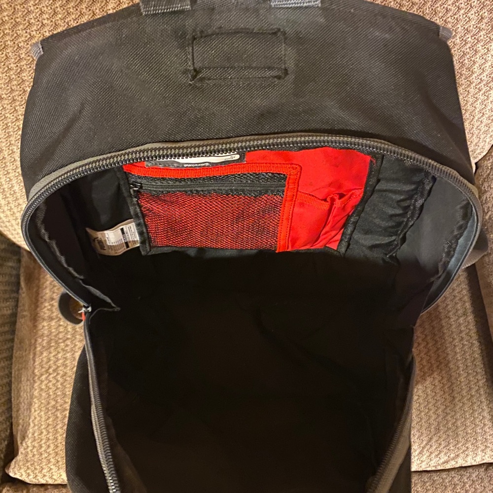 Puma Backpack - Picture 2 of 2